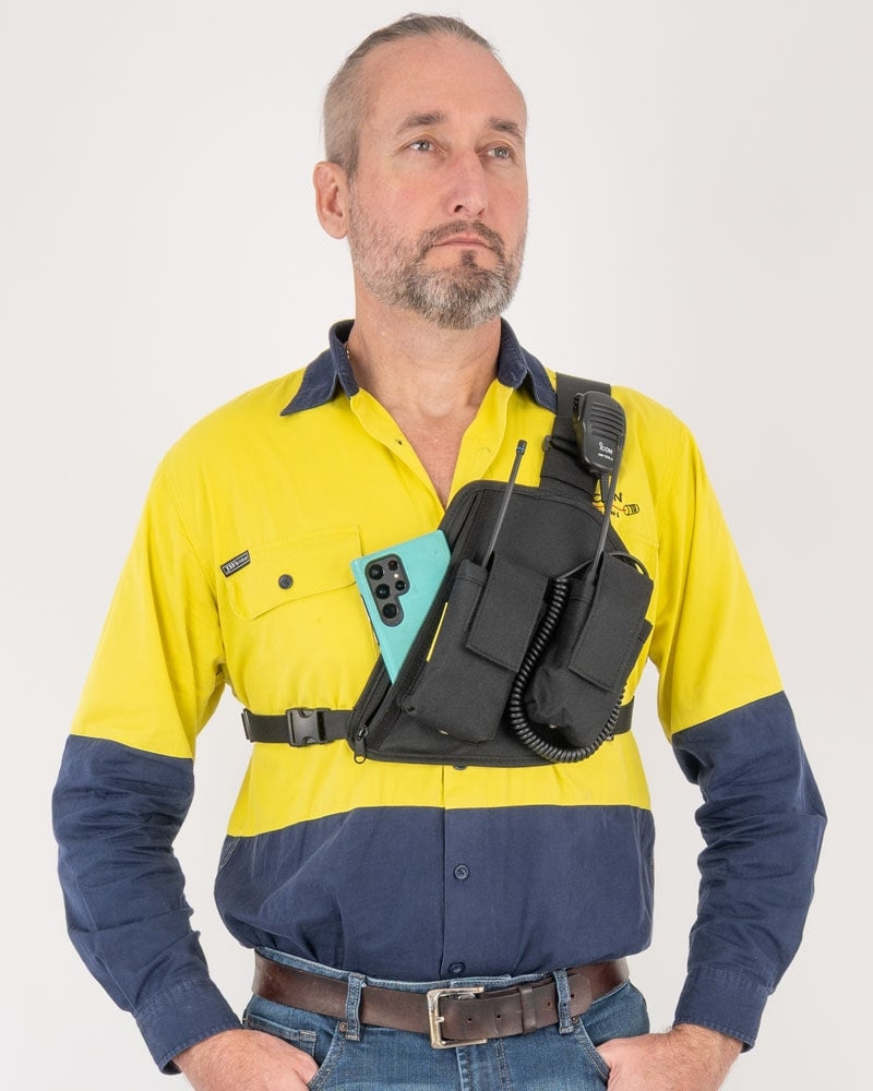 Protective radio rig for emergency services and site security - Trap Jaw Double